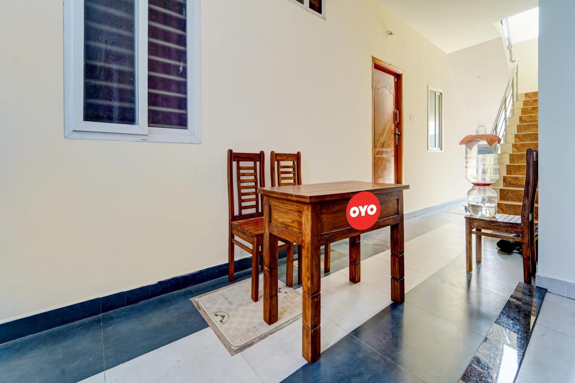 Super Hotel O Mm Home Stays Irugur Exterior photo