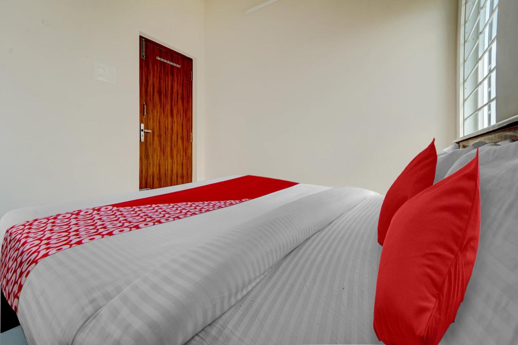 Super Hotel O Mm Home Stays Irugur Exterior photo